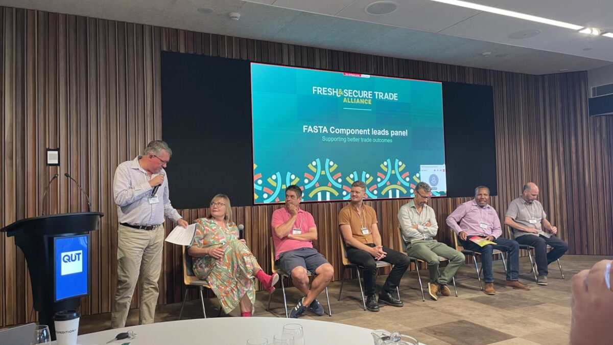 FASTA Symposium unites experts to advance fruit fly strategy image