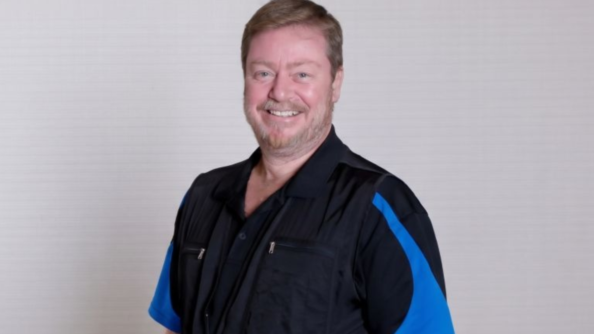 Vale Peter Leach image