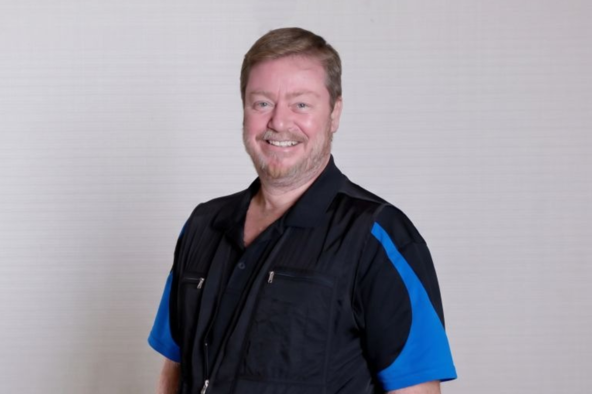 Vale Peter Leach image